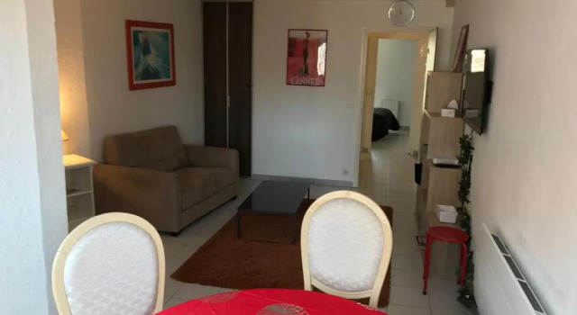 Апартаменты Appartement CANNES bord de mer