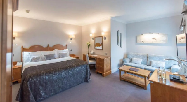 Номер Deluxe Saunton Sands Hotel Source Spa and Wellness