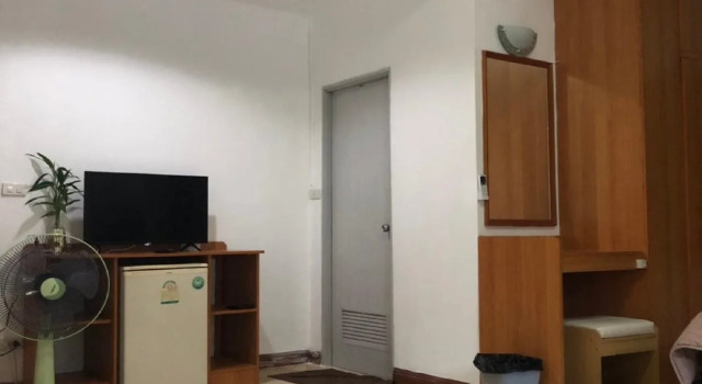 Backpack Station Pattaya - Hostel, Забронировать Хостел Хостелы Центральной Паттайя, рядом с Музей плюшевых мишек, Хостел