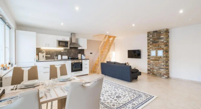 Апартаменты Deluxe Čajkovskij Apartments
