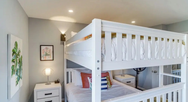 Апартаменты St Helena Island Vacation Rental: Walk to Beach!