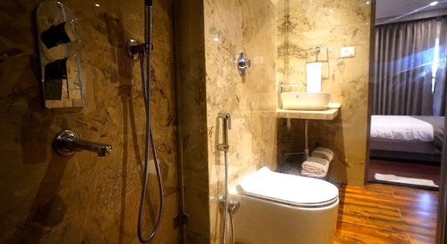 Двухместный люкс Royal Swarna Hotel & Resort