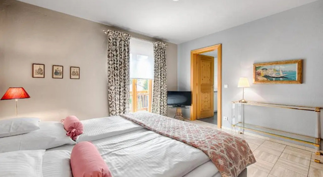 The Alpine Apartment
