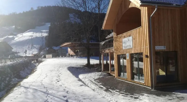 Апартаменты Spacious Apartment Near ski Area