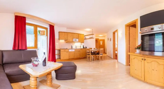 Апартаменты с 2 комнатами Alpenpension Elferblick- Zimmer- Appartements- Wellness