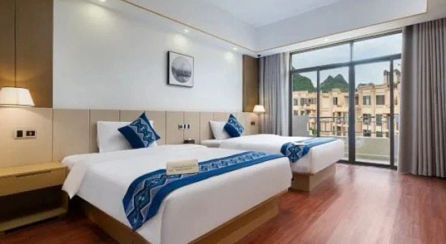 Люкс с видом на окрестности Meeteem Boutique Hotel