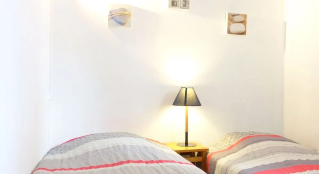 Les Charmilles 32493, Rezerwuj Hotel Hotele w Côte de Beauté z basenem, Basen