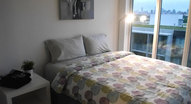 Attractive 2BR Condo with Balcony, Varaa Hotelli Toronto 