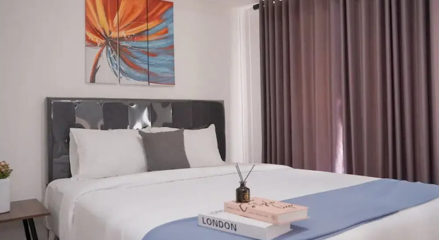 Апартаменты Standard Elegant And Homey 1Br Apartment Tamansari Bintaro Mansion