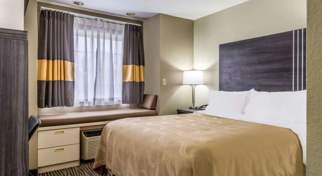 Двухместный номер Standard Quality Inn & Suites North Lima - Boardman