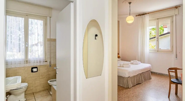 Hotel Ambra, Забронировать Отель Отели Форте-дей-Марми с парковкой, рядом с Пляж Форте-дей-Марми, Парковка
