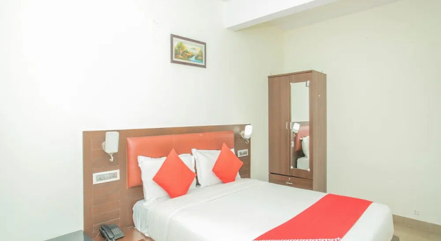 OYO 13170 Sky Suites, Забронировать Отель Корамангала Бангалор, рядом с Торговый центр The Forum