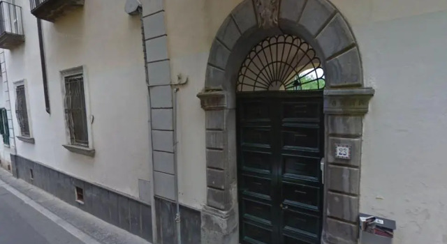 B&B Casa Roel, Забронировать Отель «постель и завтрак» Сант-Аньелло Побережье Сорренто, рядом с Железнодорожный вокзал Сант-Аньелло линии Circumvesuviana