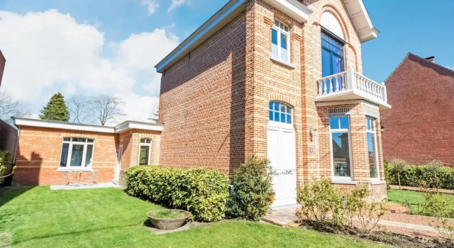 Holiday Home in Oosteeklo Near the Meetjeslands Area, Prenota Casa vacanze Ville a Flanders, Villa