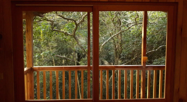 Domek wiejski z widokiem na góry Mount Totumas Cloud Forest