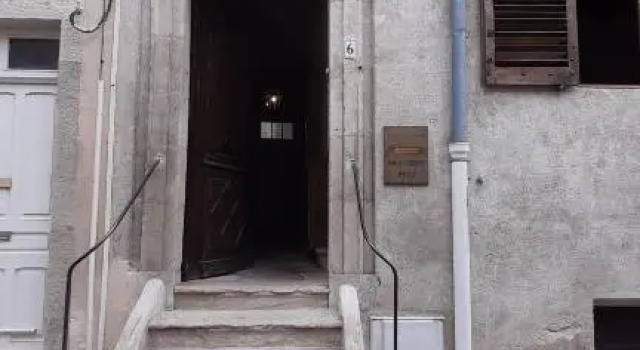 Le studio du 6, Забронировать Отель Доль Горный массив Юра, рядом с The museum of fine arts of Dole