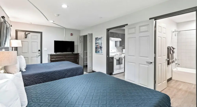 Семейный люкс Baymont by Wyndham Ocala Suites