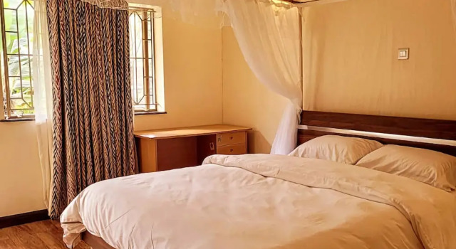 Seoul Guesthouse, Varaa Bed and Breakfast Hotellit Nairobi pysäköinnillä, lähellä iHub, Pysäköinti