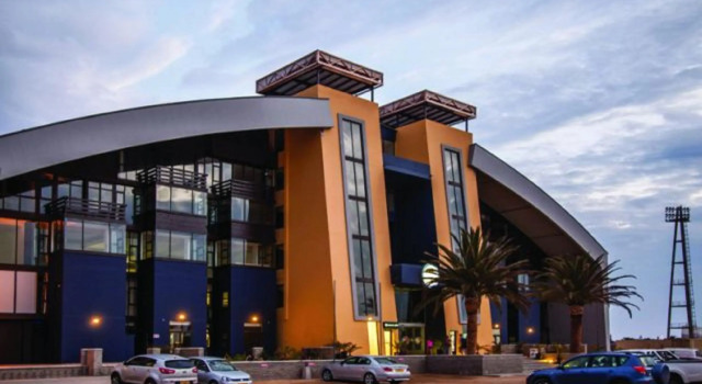 BON Hotel Swakopmund, Rezervați Hotel Swakopmund Namibia, aproape de Marine Denkmal