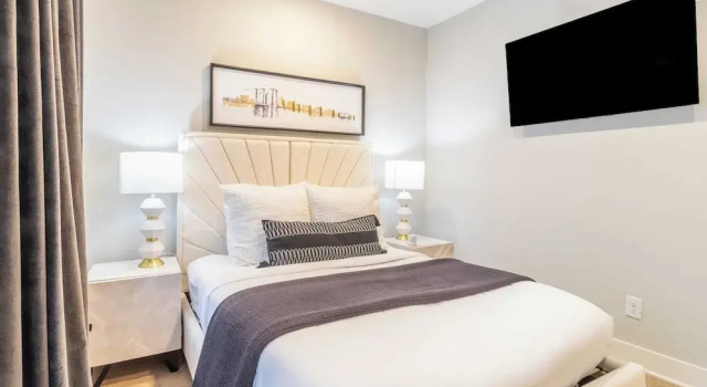 Monty by Avantstay 4bdr 4ba, Balcony w/ Outdoor Seating, 5mins to DT, Prenota Hotel Nashville Tennessee