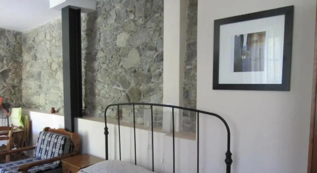 Студия с балконом и с красивым видом из окна Ayios Andronikos Agrotourism House