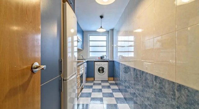 Апартаменты Apartamento lujo& piscina junto Barcelona Centro