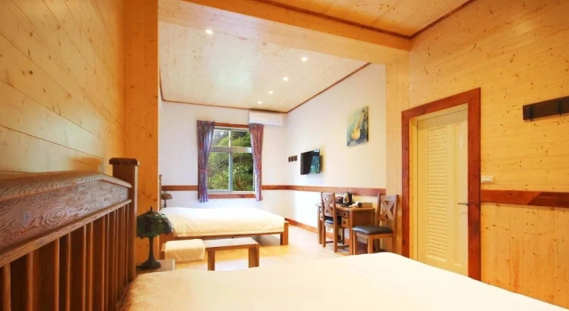 Standard Quintuple Suite Taomilu B&B
