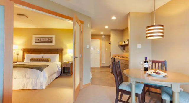 Люкс Deluxe Kingfisher Pacific Resort & Spa