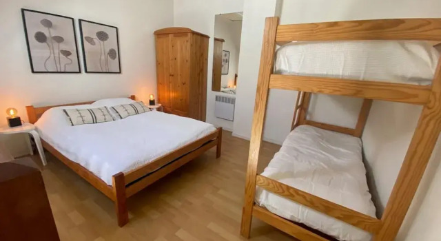 Quiet Holiday Home With Pool in the Dordogne, Prenota Casa vacanze Hotel a Aquitania con parcheggio, Parcheggio