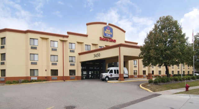 Best Western Dakota Ridge, Varaa Hotelli Hotellit Minnesota pysäköinnillä, Pysäköinti