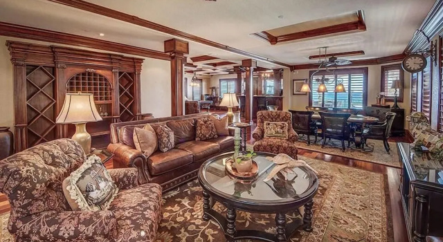 Palazzo del Mar 11 Bedroom Holiday Home by Five Star Properties, Varaa Lomakoti Destin Emerald Coast