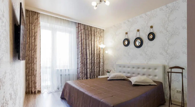 Uyutny Dom Apartments 3, Забронировать Апартаменты/квартира Отели Городского округа Екатеринбурга - Северный управленческий округ с парковкой, Парковка