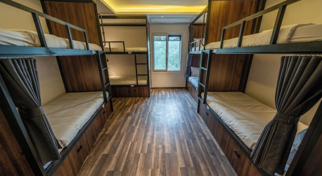 Кровать в общем номере (женский номер) Mad Monkey Hanoi Hostel