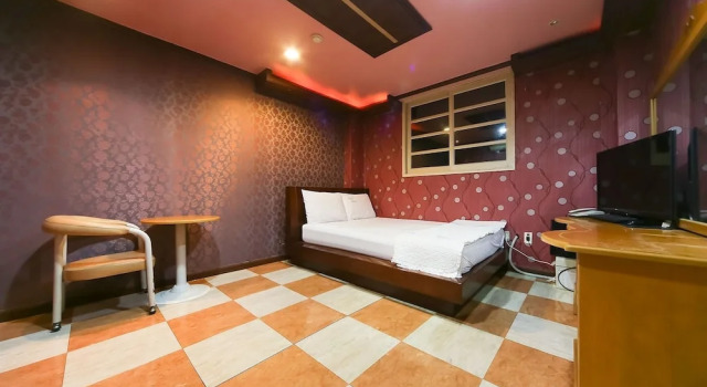 Daegu Dongdaegu Station Royal Hotel, Prenota Hotel Hotel e alloggi a Daegu, vicino a Stazione di Dongdaegu, Hotel