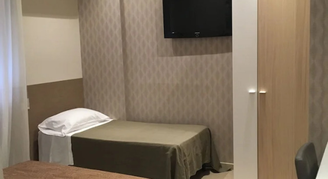 Трёхместный номер Standard Hotel Europa