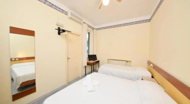 Трёхместный номер Standard Hotel Villa Diana
