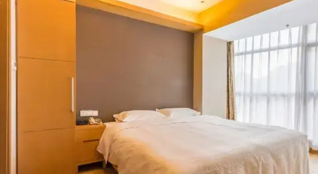 Люкс Four Points by Sheraton (Beijing Branch)