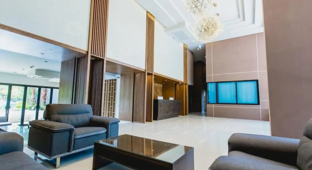 The Aristo Resort 610, Забронировать Курортный отель Отели острова Пхукета с бассейном, Бассейн
