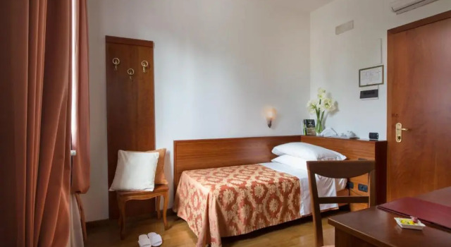 Одноместный номер Standard Hotel La Villetta