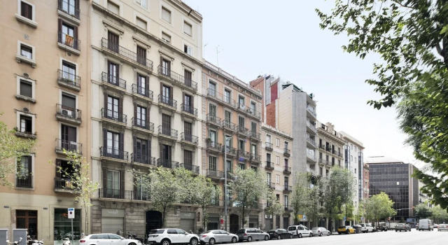 Uma Suites Eixample Barcelona, Забронировать Отель Отели Барселоны 4 звезды, рядом с Sala Cultural de la Caja de Madrid, 4*