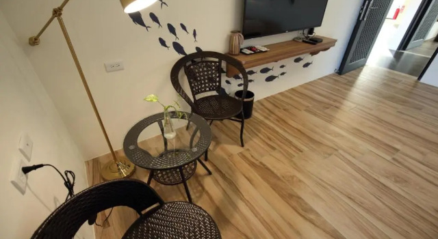 Четырёхместный номер Standard Mr Lee Elevator B&B Hualien- Near Dongdamen Night Market