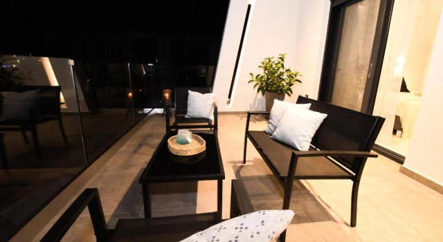 Вилла с 3 комнатами Sun White Villa