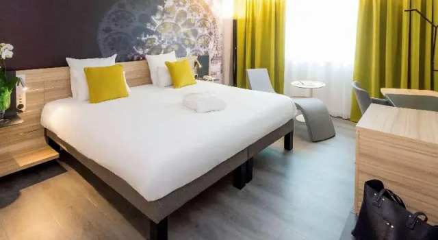 Двухместный номер Standard Novotel Chartres