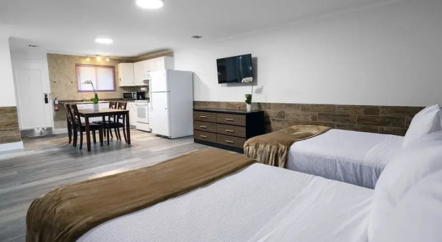 Студия Hamptons Vacation Inn