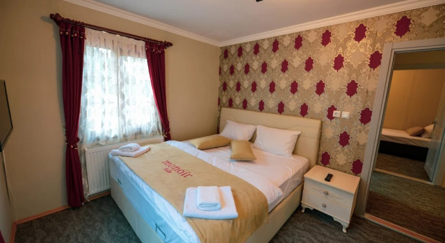 Апартаменты Royal Monoir Suite