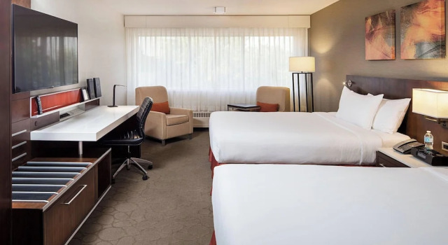 Standard Vierer Familie Zimmer Delta Hotels by Marriott Calgary South