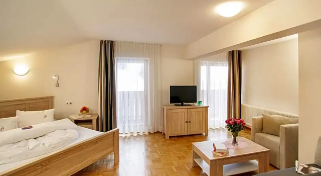 Семейный номер Standard Alpine Lifestyle Berghotel Madlener
