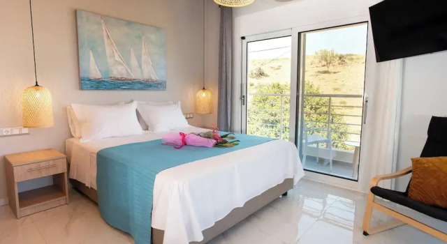 Beachfront Villa Kyma. Your own paradise, Забронировать Вилла Фаистос 