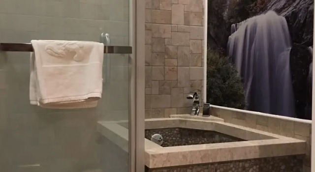 Трёхместный номер Standard Ku Kuan Hotel