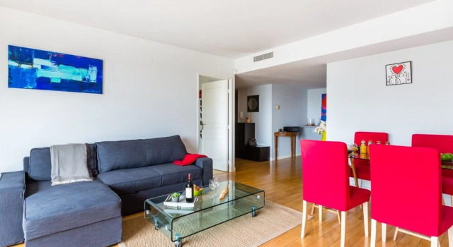 Warm Apartment With Parking and Terrace, Забронировать Апартаменты/квартира Апартаменты Бордо, рядом с University of Bordeaux - Bastide Campus, Апартаменты/квартира